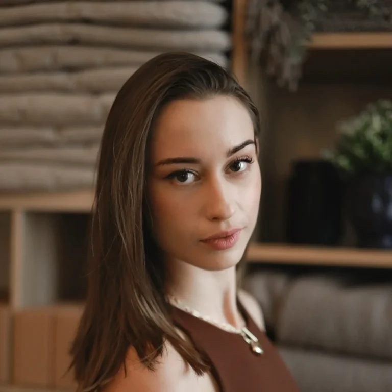 Anna Balcerzak – prowadząca zajęcia w Aura Centrum Ruchu, Łódź